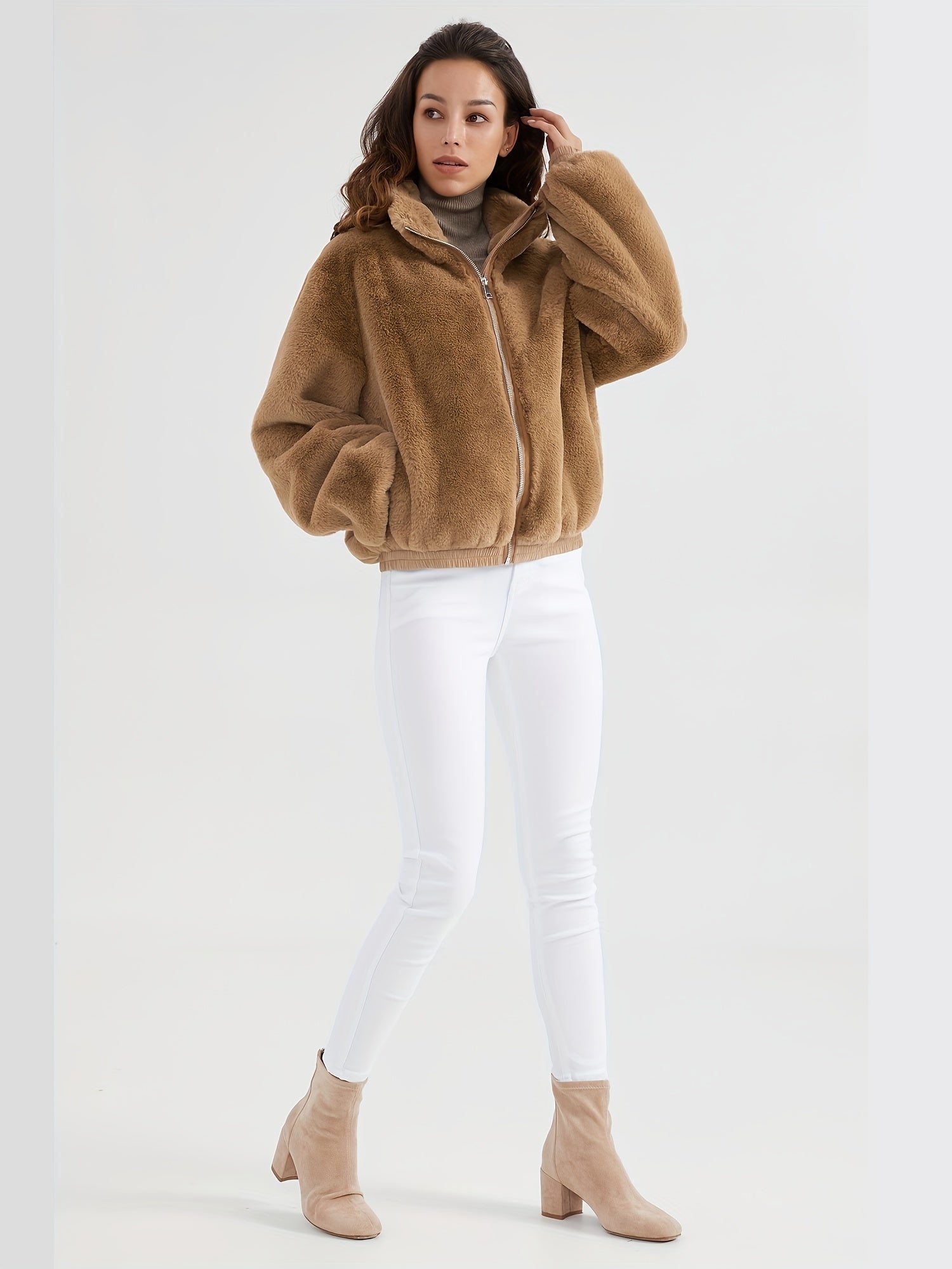 Veste en fausse fourrure à col montant