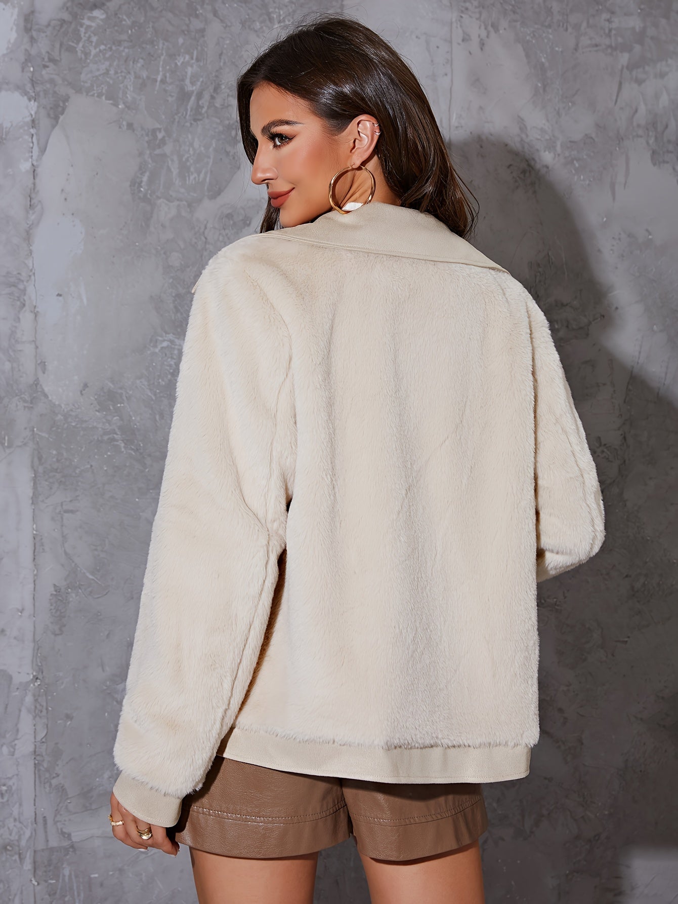 Veste peluche beige à revers