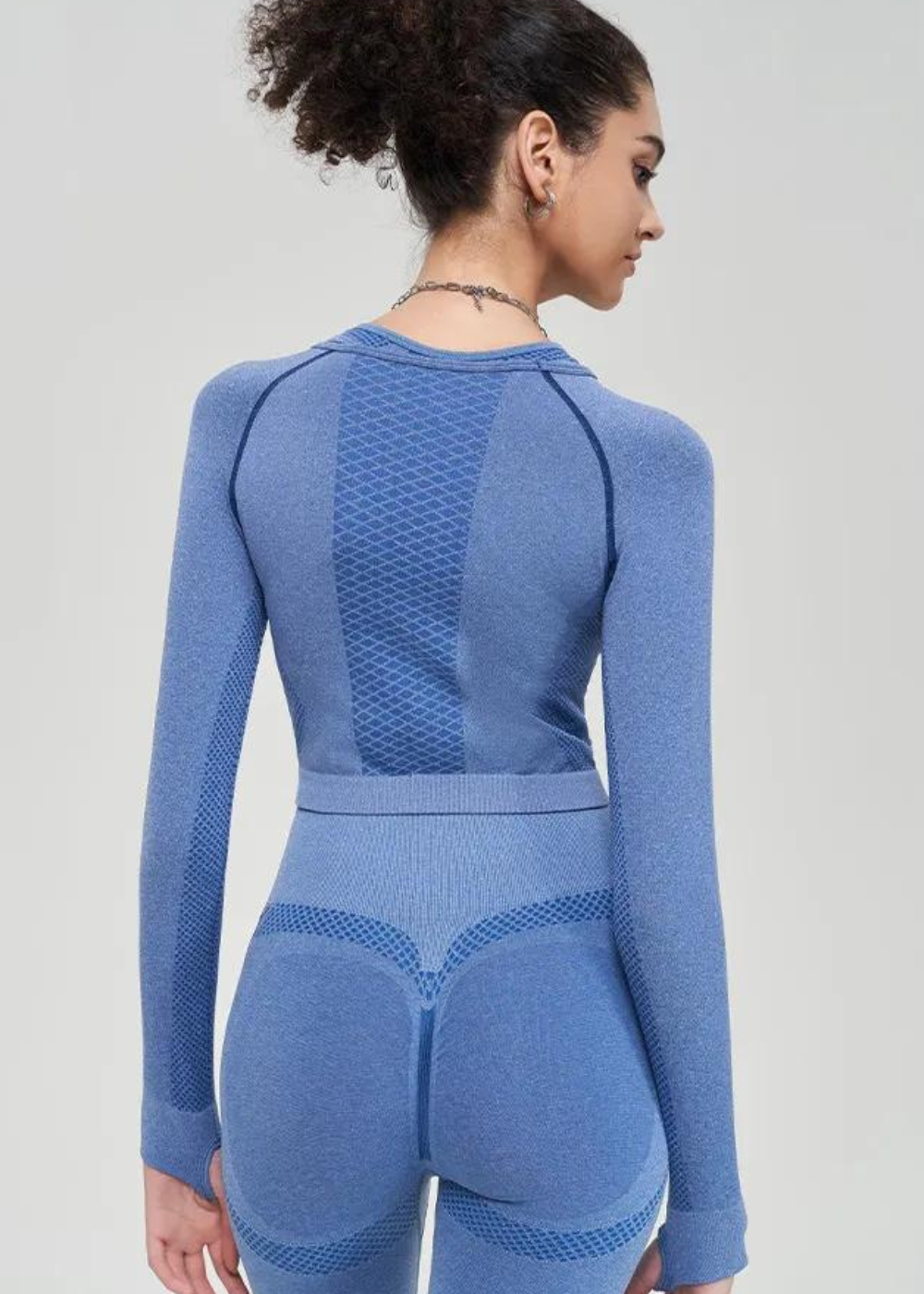 Haut et pantalon sans couture à manches longues