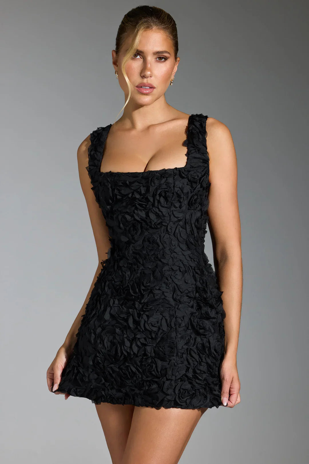 Mini-robe corset fleurie