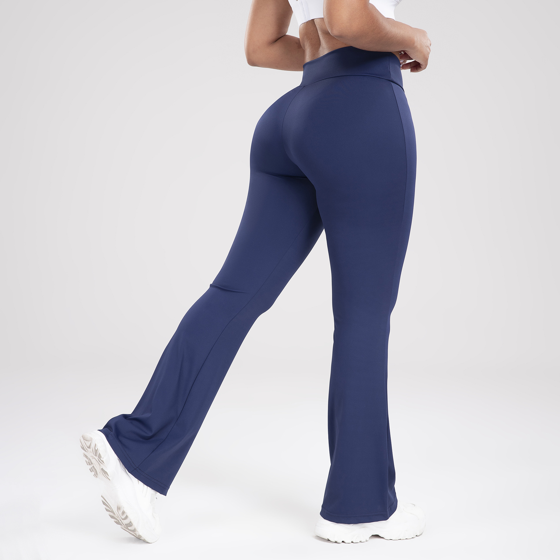 Pantalon de sport bootcut avec large ceinture
