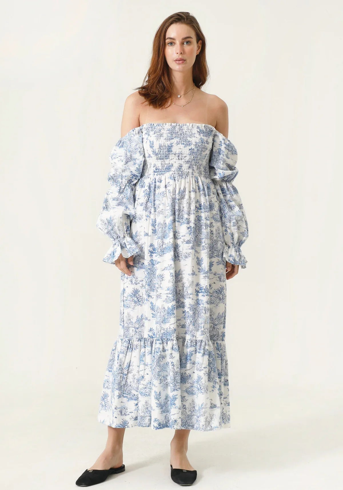 Robe en mousseline ? manches cloche