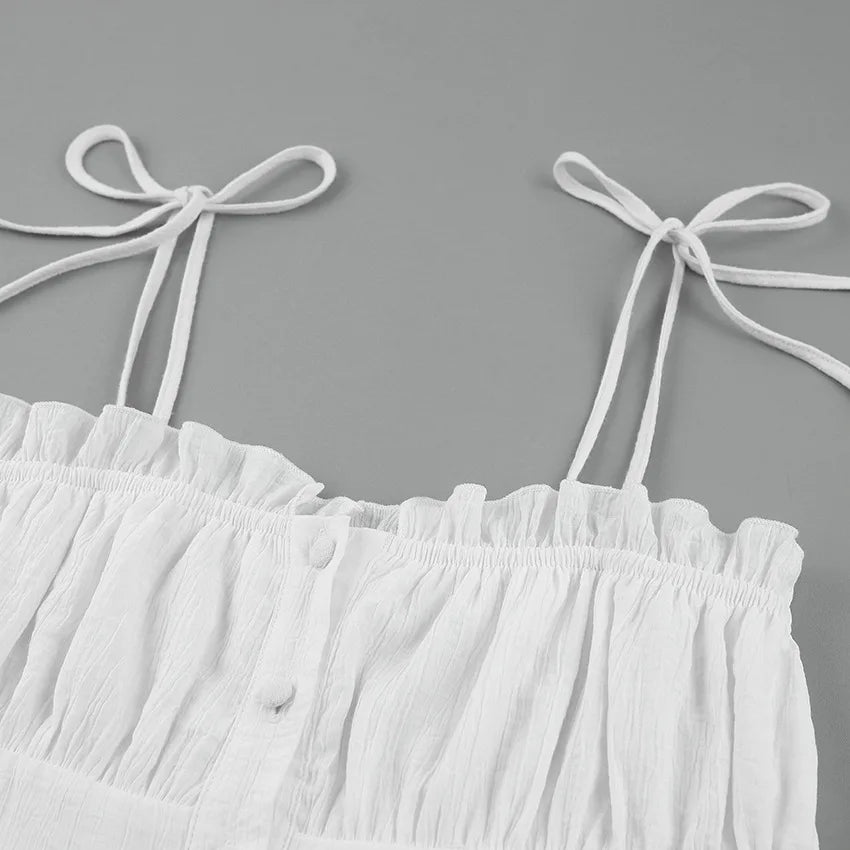 Robe d'été blanche à lacets
