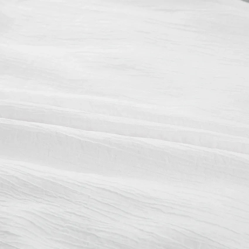 Robe d'été blanche à lacets