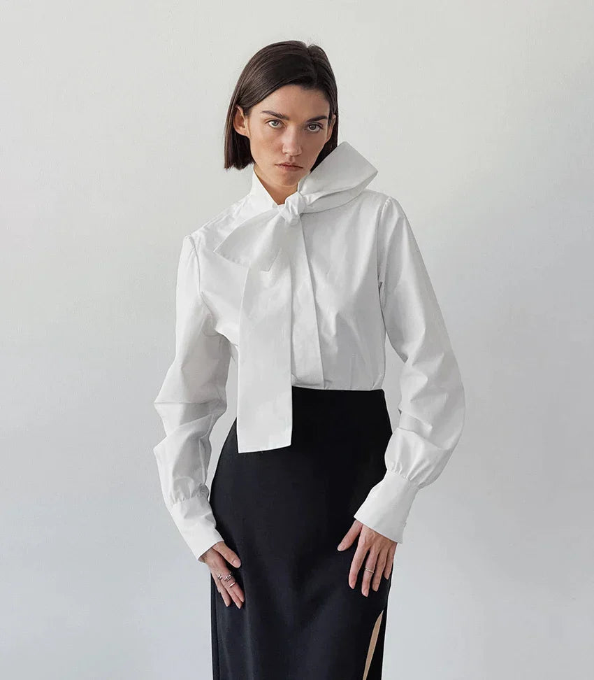 Chemise blanche avec noeud