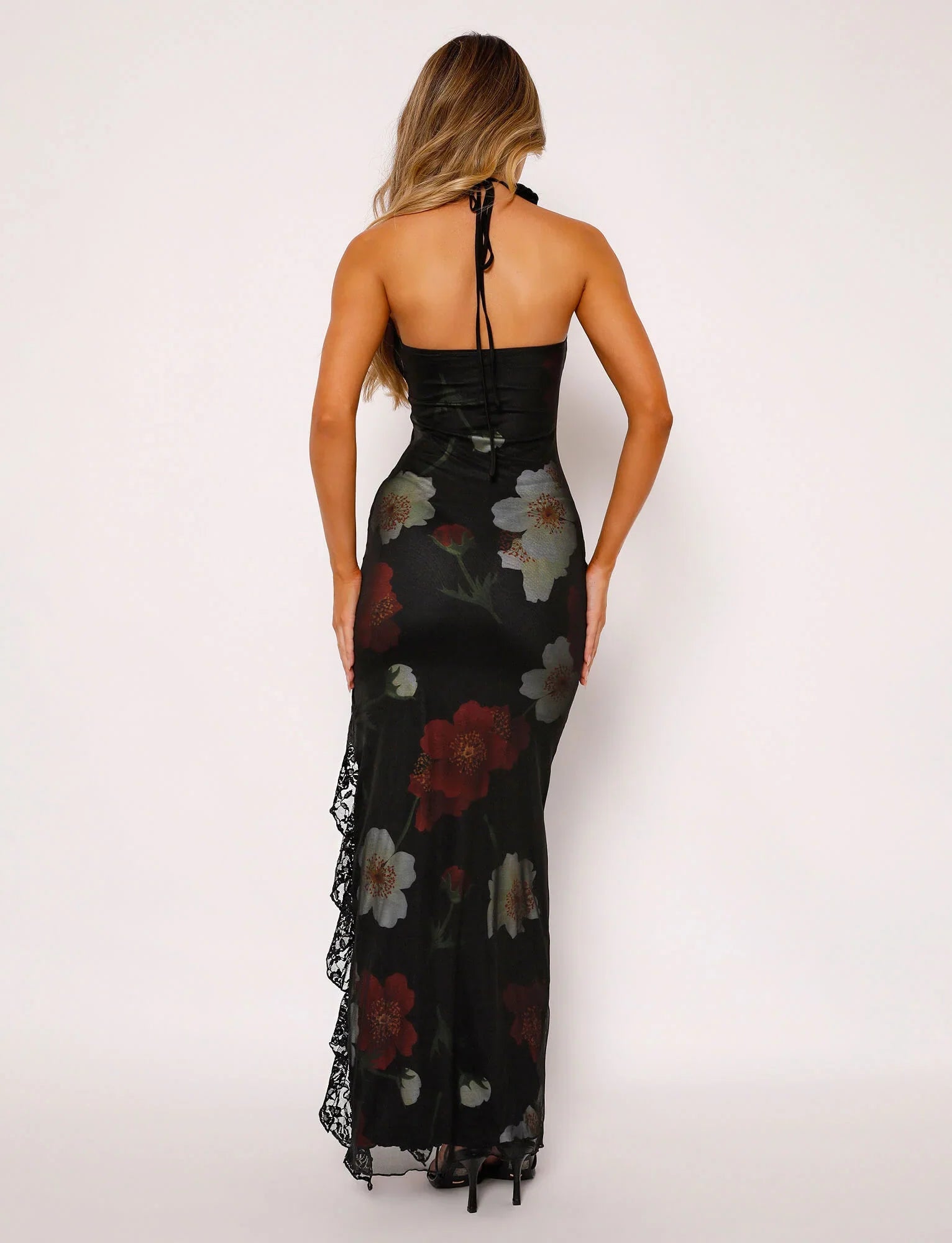 Robe longue noire rose