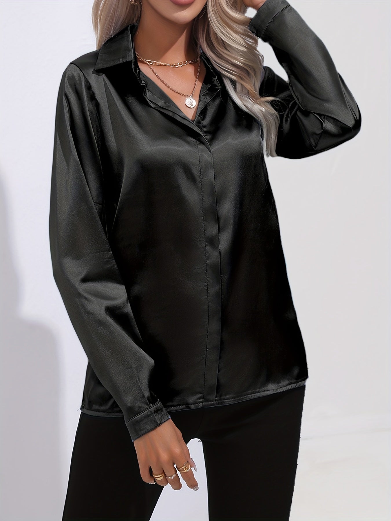 Blouse élégante en satin