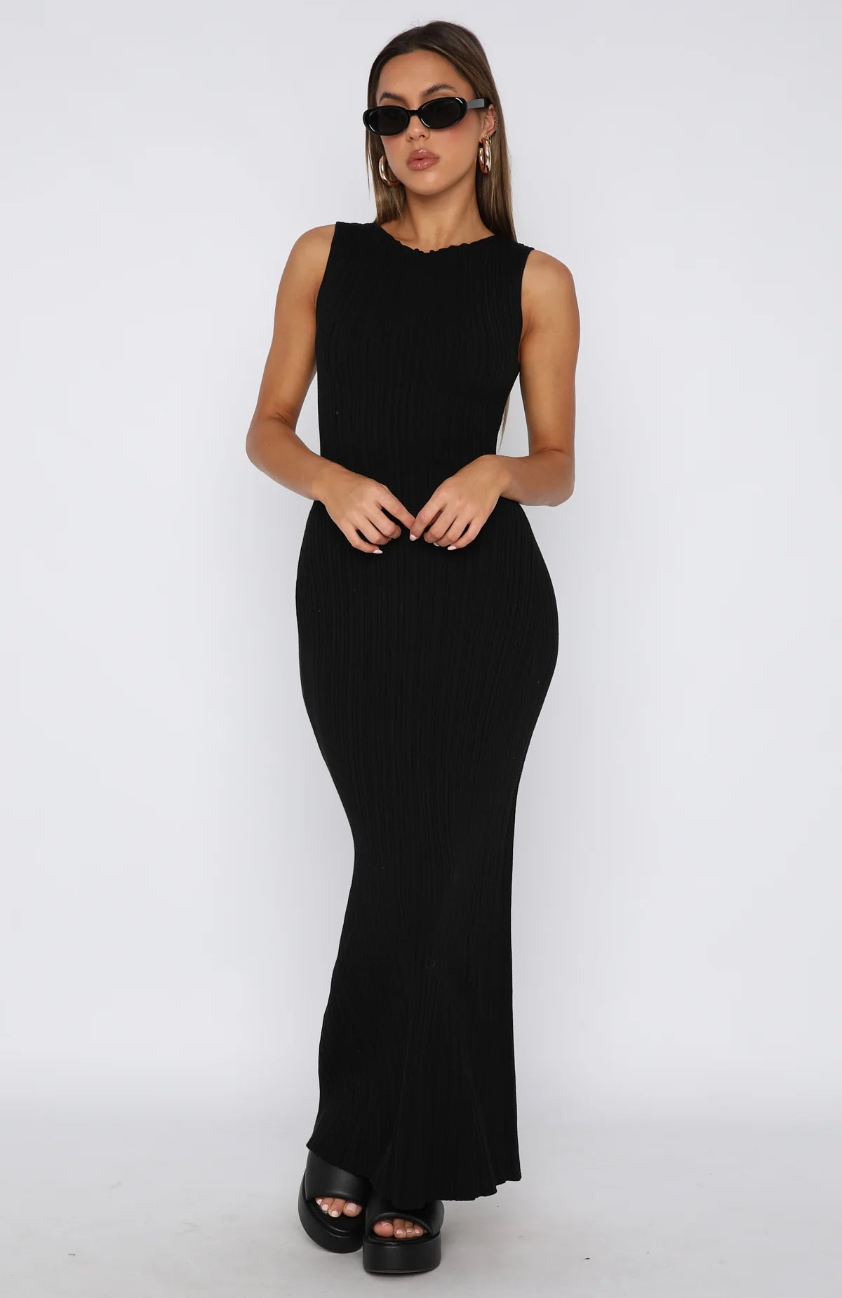 Robe longue moulante en tricot sans manches
