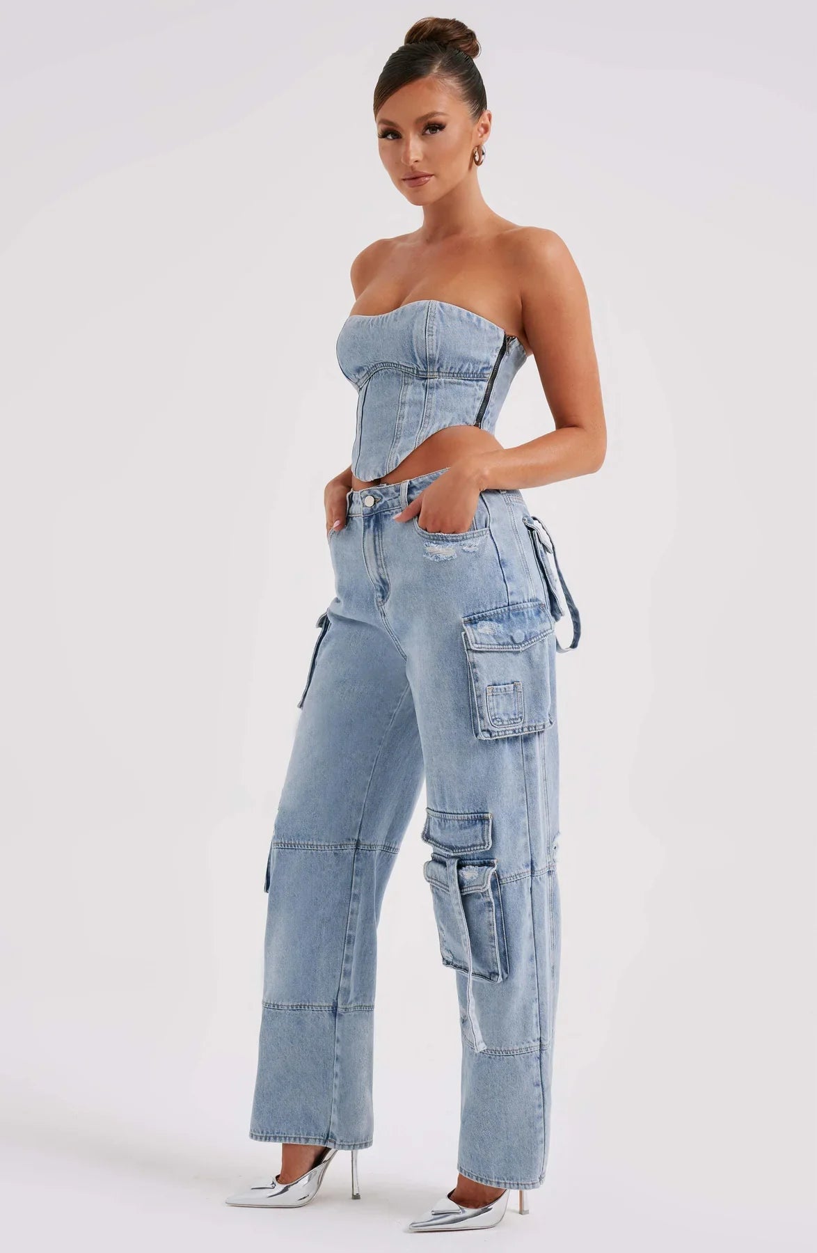 Ensemble corset en jean et pantalon cargo