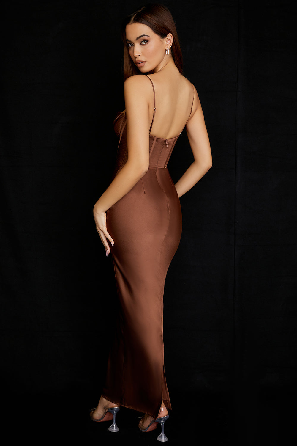 Robe longue corset élégante