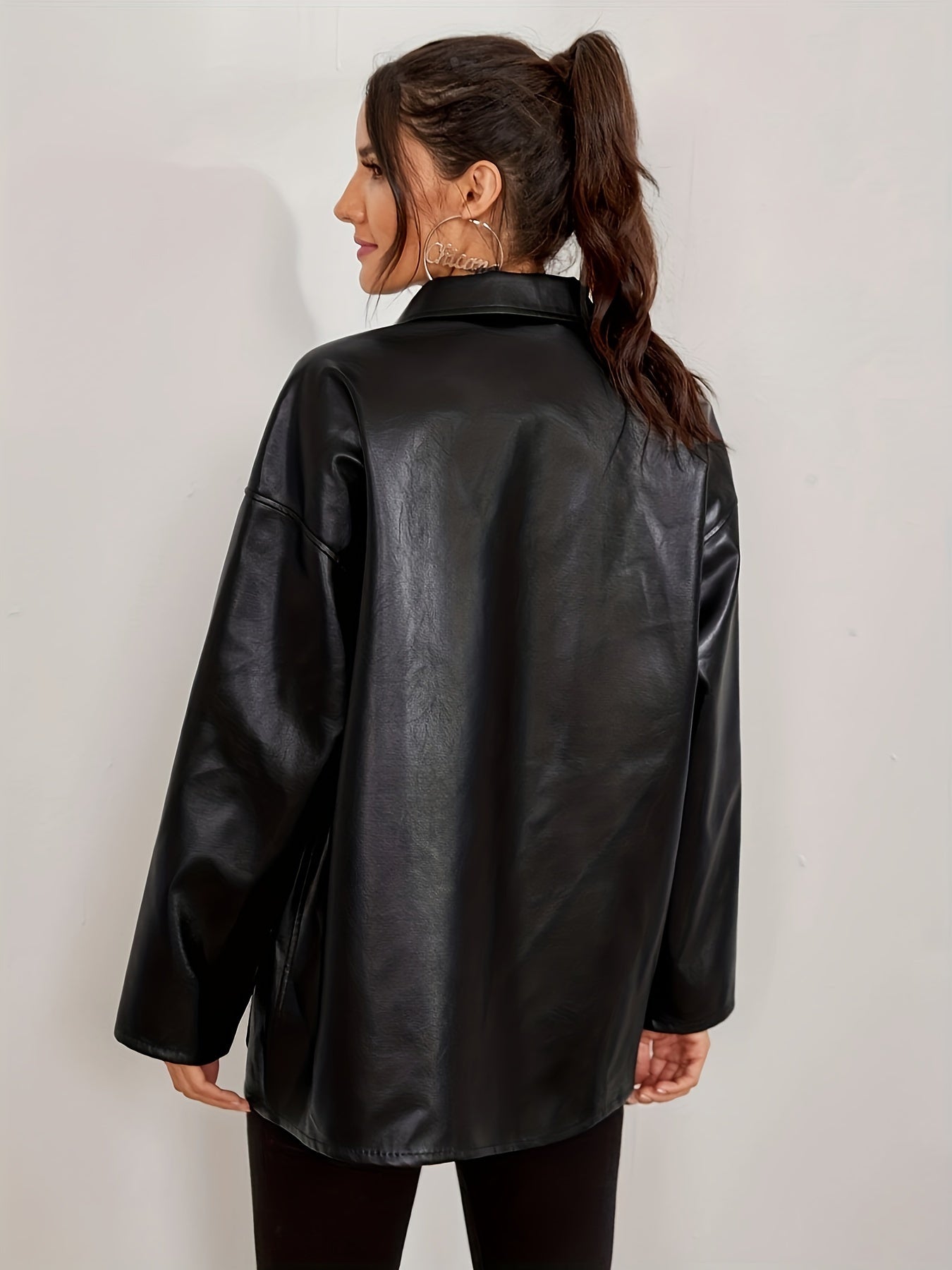 Veste en cuir noir pour femme
