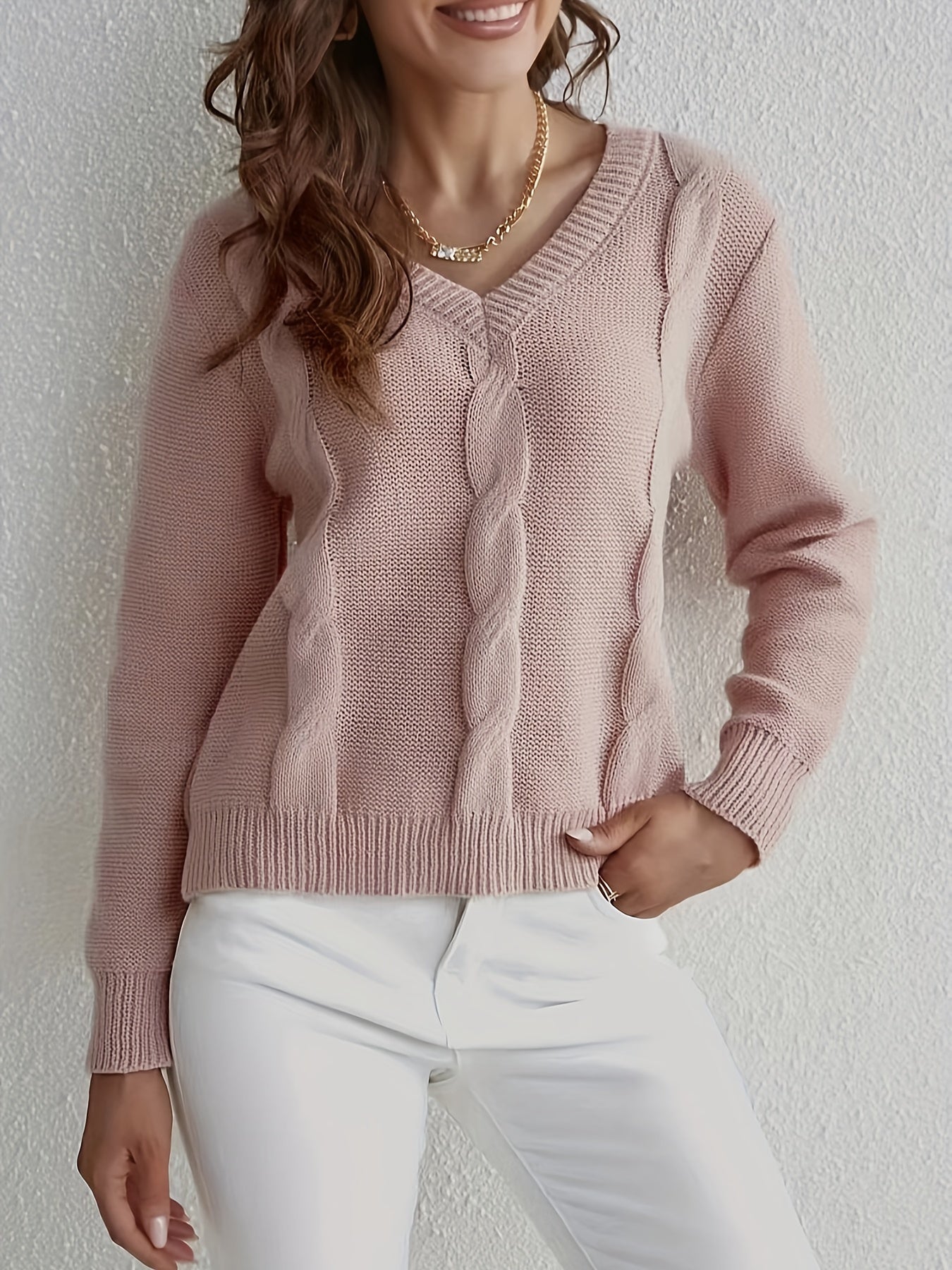 Pull tricoté avec col en V