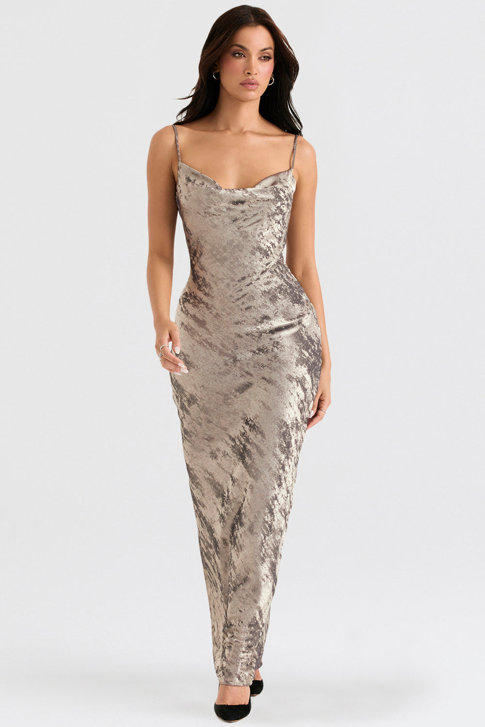 Robe longue en satin étain
