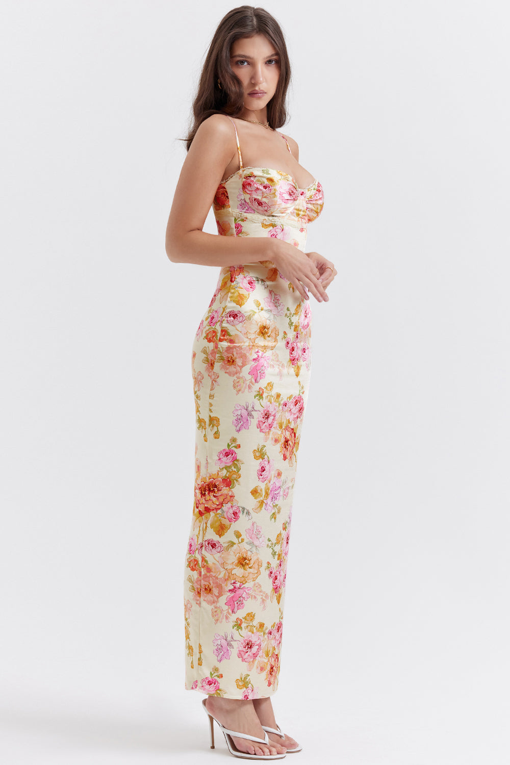 Robe longue ivoire à fleurs