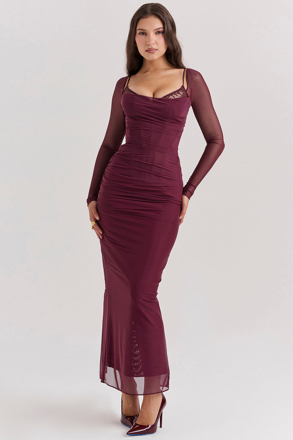 Robe longue rouge foncé à manches longues