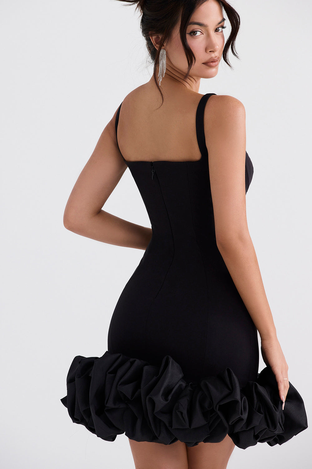 Robe avec volants dans le bas