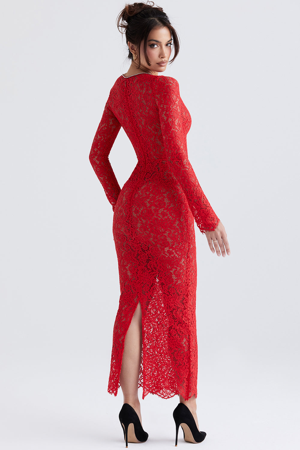 Robe longue en dentelle rouge