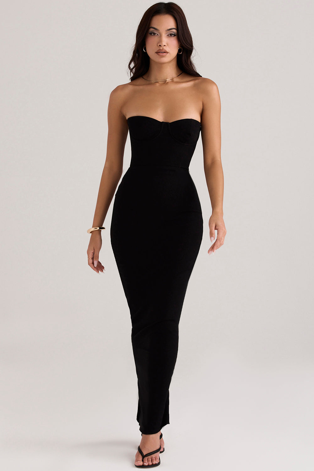Robe longue noire bustier avec corset