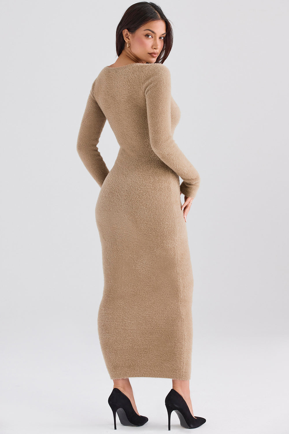 Robe longue pelucheuse couleur camel