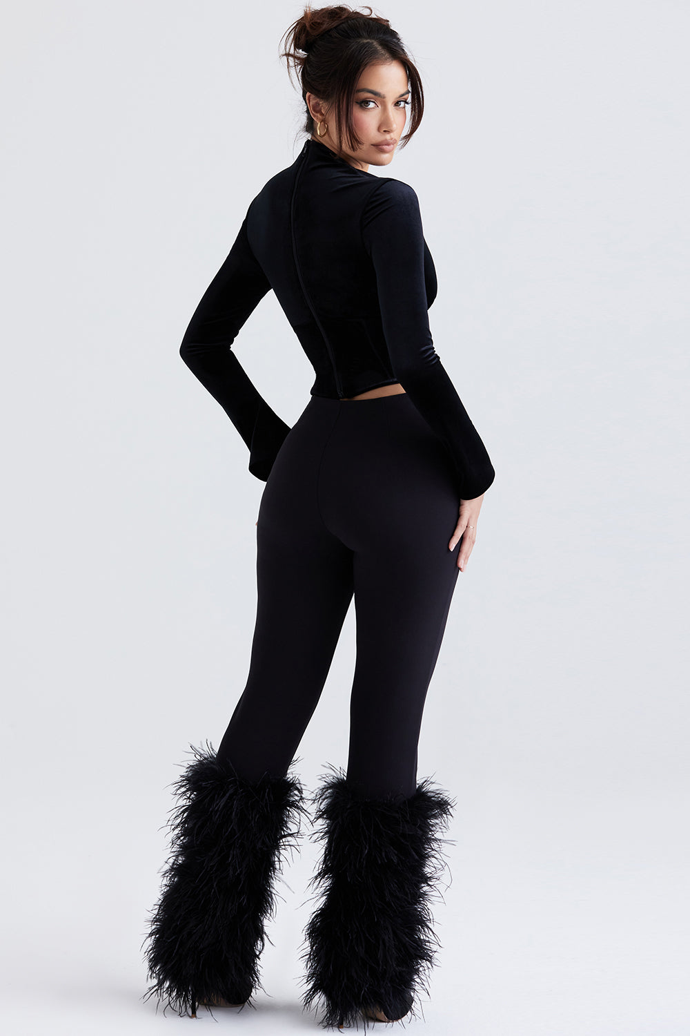 Corset en velours noir avec pantalon court