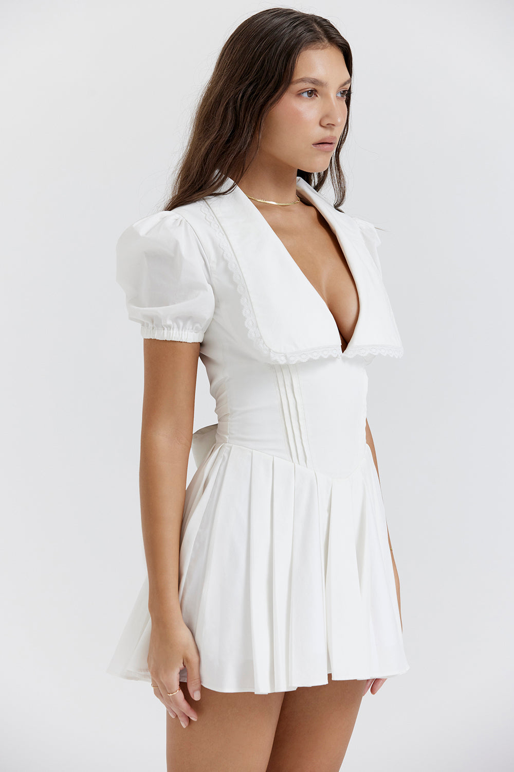 Mini-robe plissée blanche