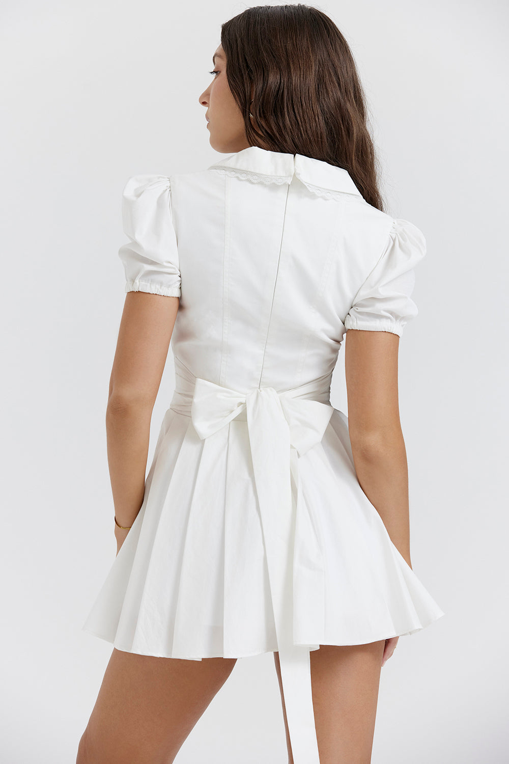 Mini-robe plissée blanche