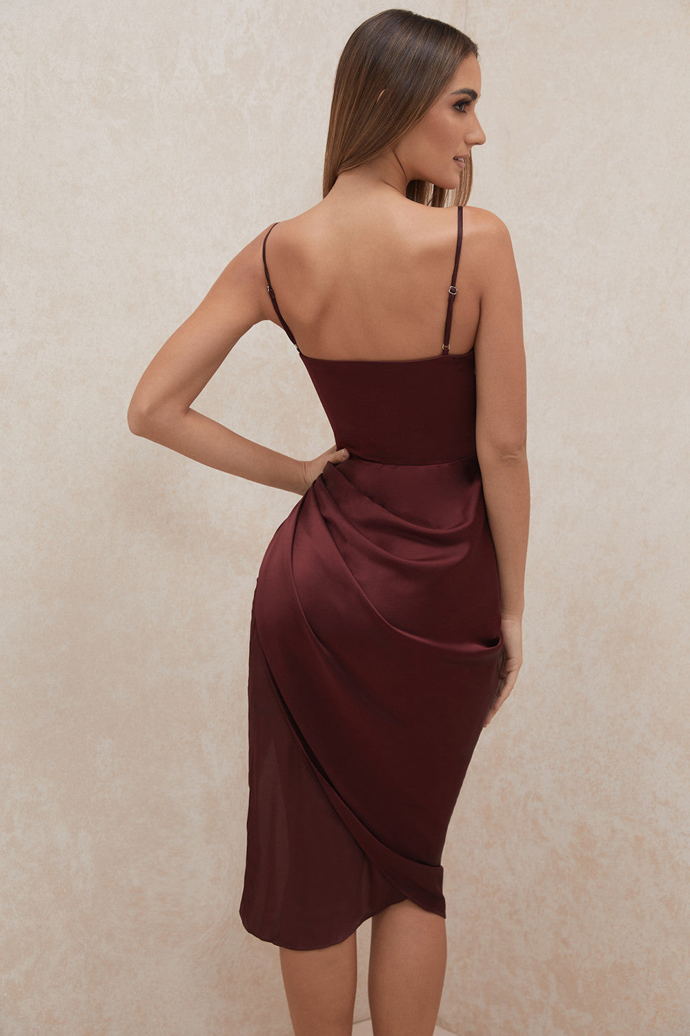Robe corset balconnet en satin