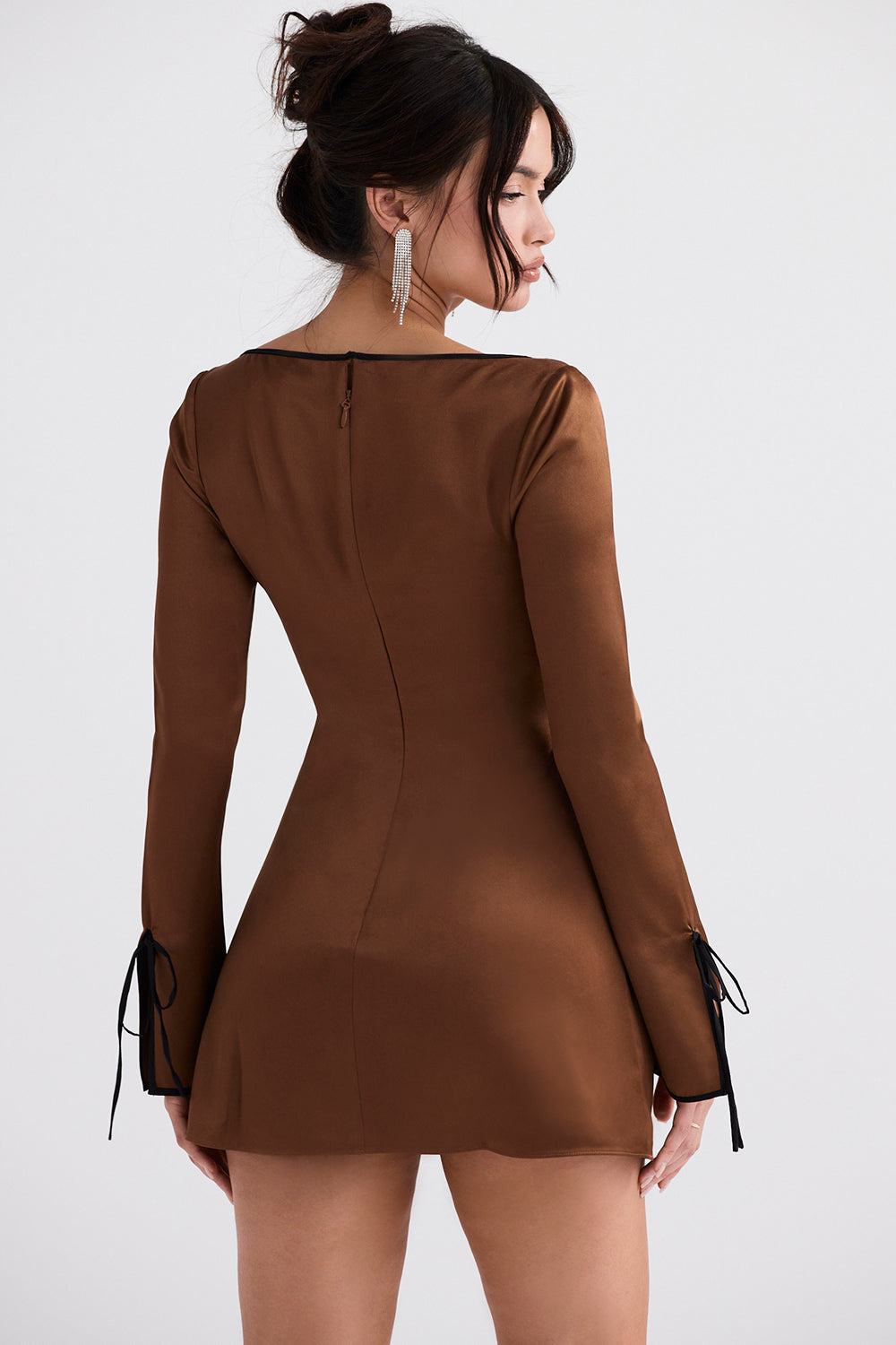 Mini-robe en satin cuivré