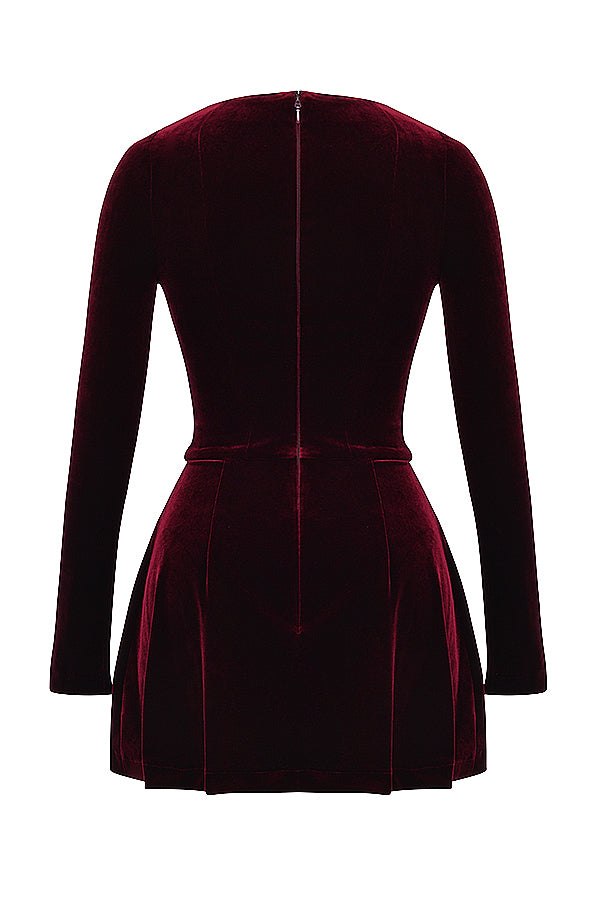 Mini-robe noire à plis couleur cerise