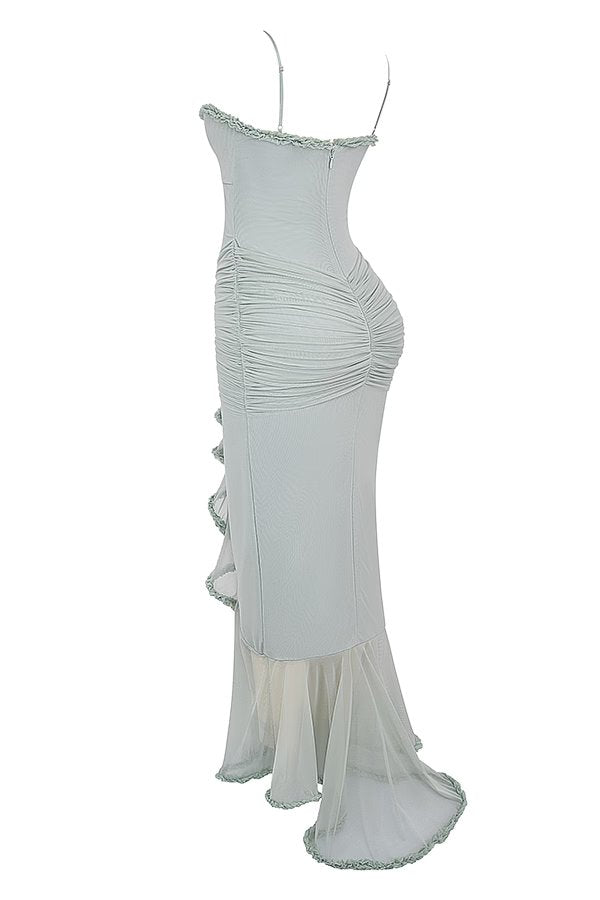 Robe couleur p?che douce ? volants
