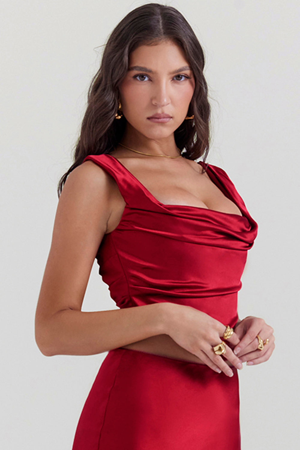 Corset et jupe rouge rubis