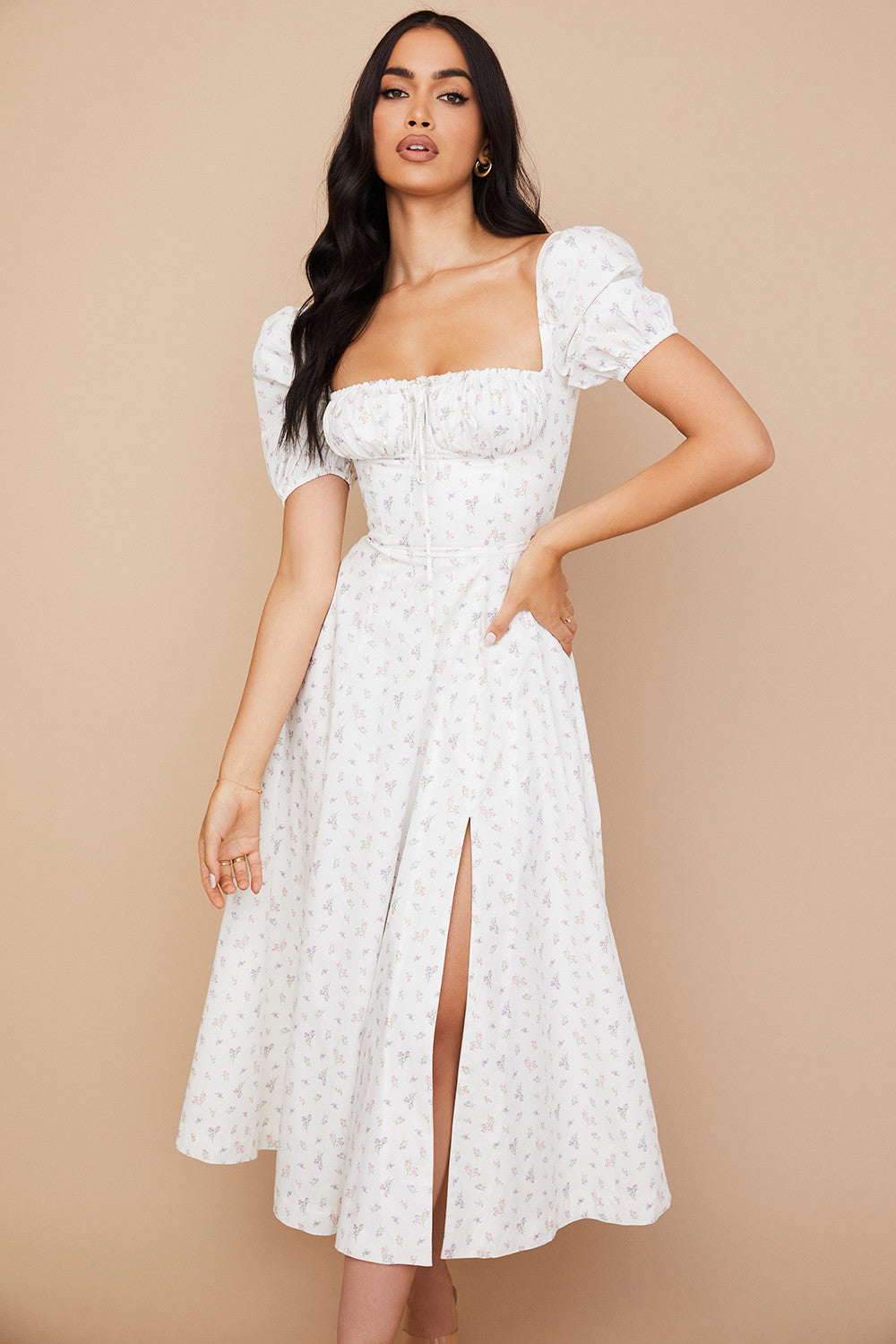 Robe d'été midi à manches bouffantes fleuries