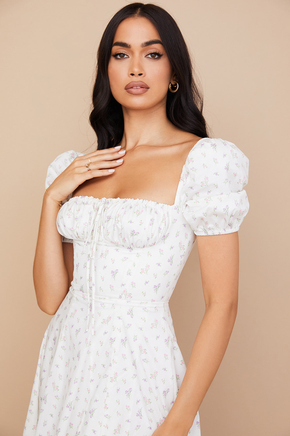 Robe d'été midi à manches bouffantes fleuries