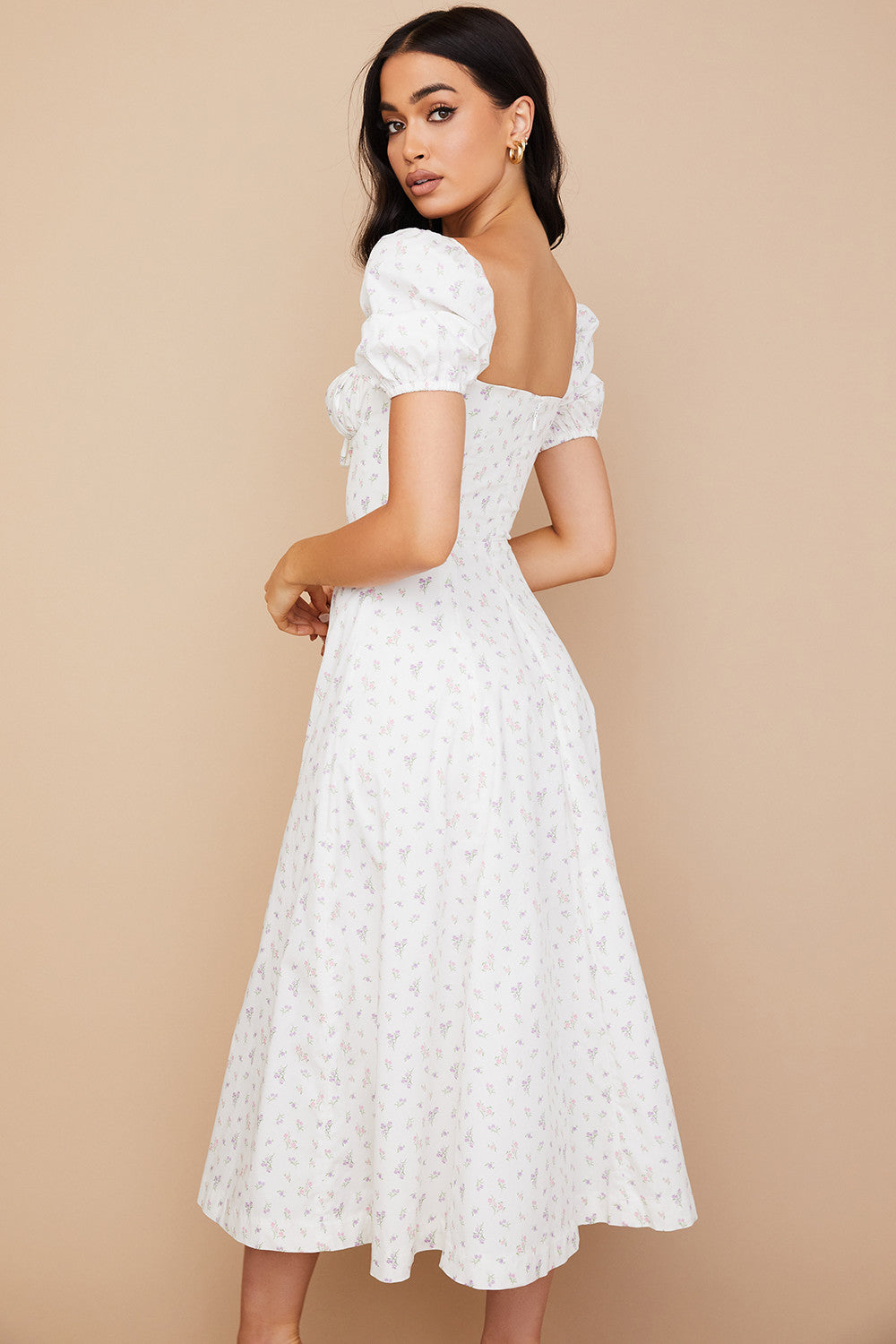 Robe d'été midi à manches bouffantes fleuries