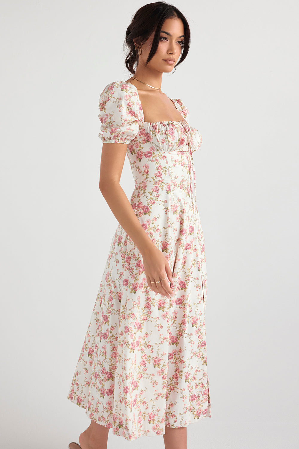 Robe d'été midi à manches bouffantes fleuries