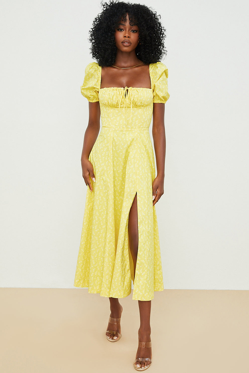 Robe d'été midi à manches bouffantes fleuries