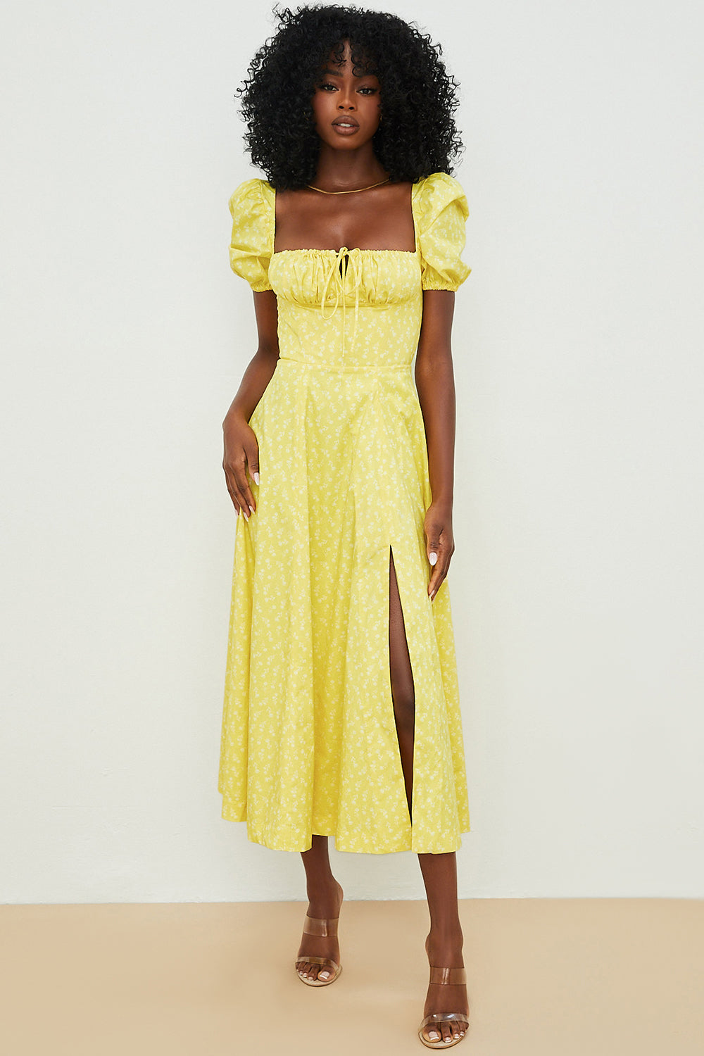 Robe d'été midi à manches bouffantes fleuries
