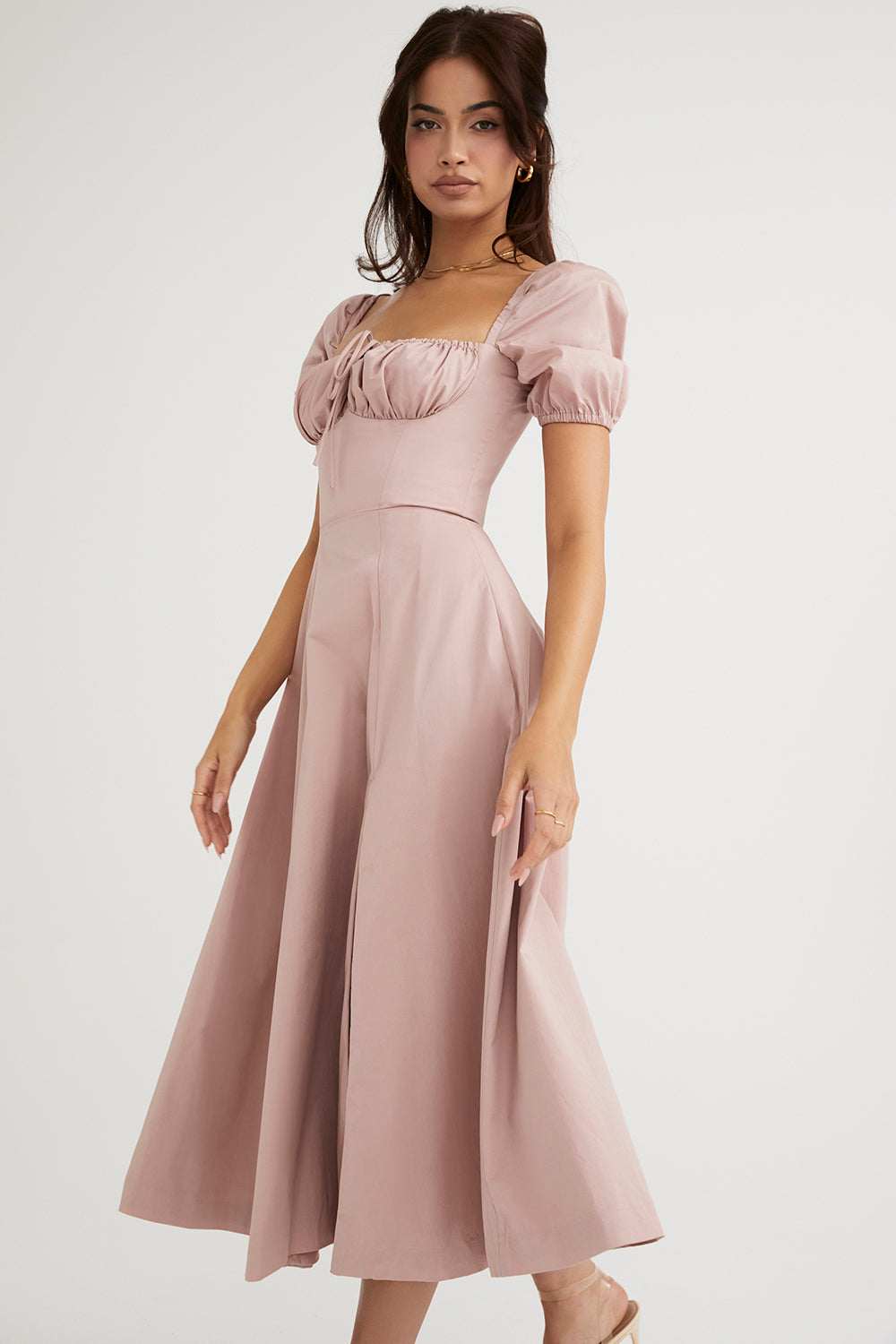 Robe d'été midi à manches bouffantes
