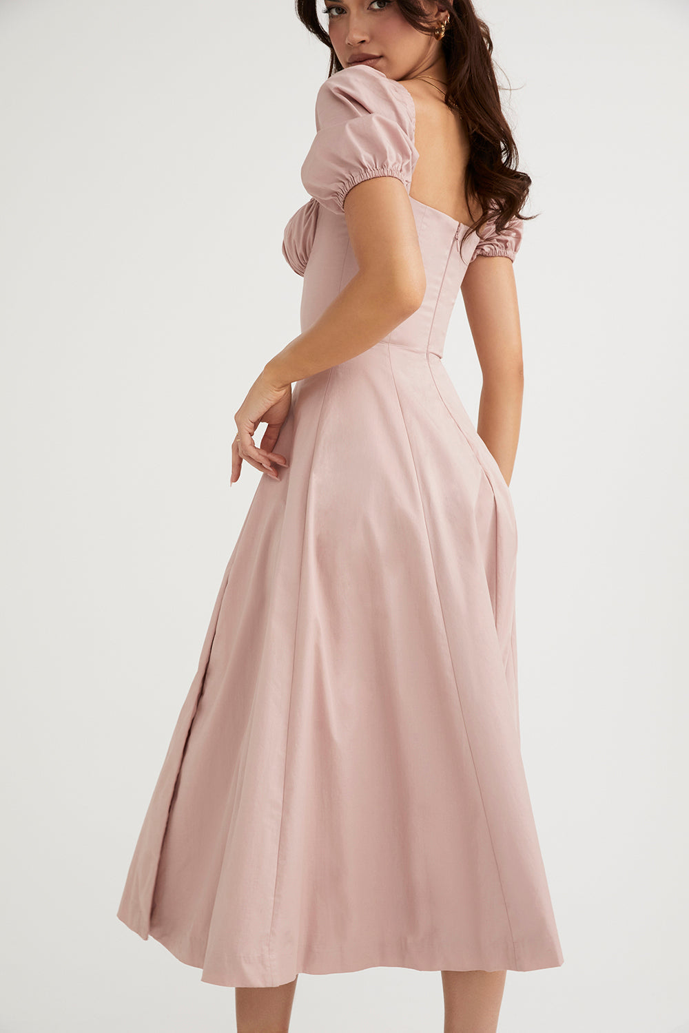 Robe d'été midi à manches bouffantes