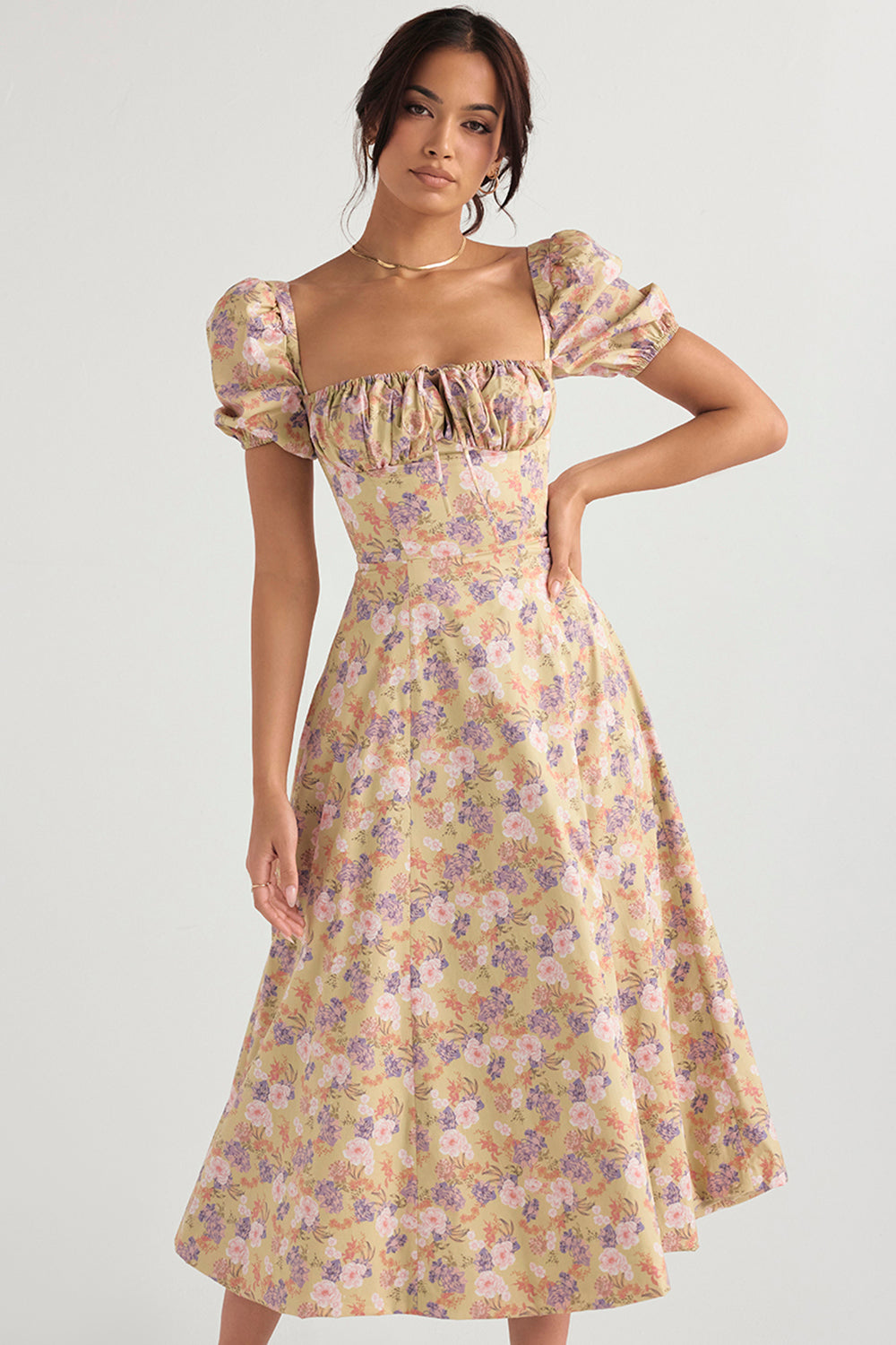 Robe d'été midi à manches bouffantes fleuries