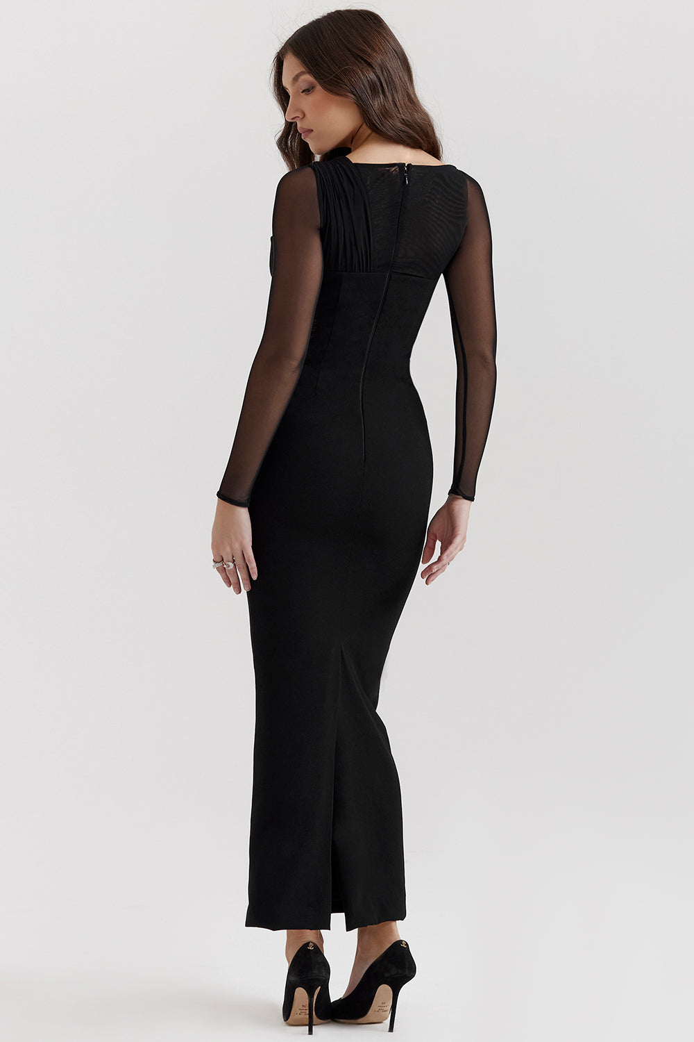 Robe longue plongeante